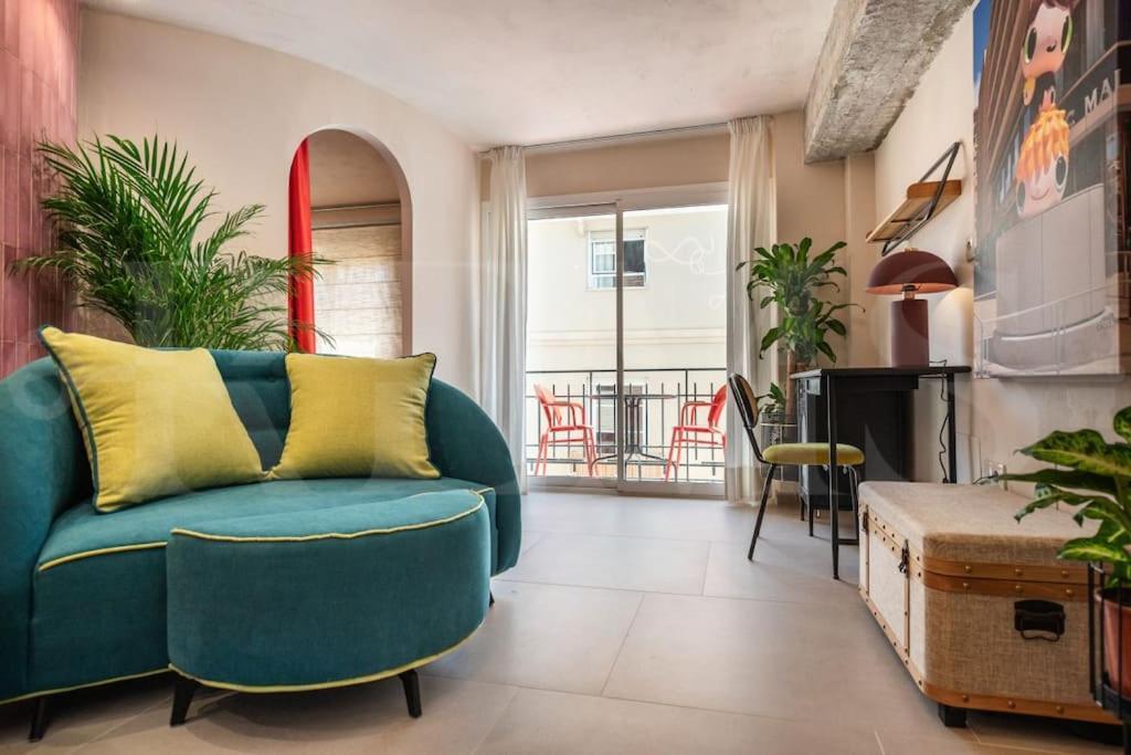 Pop Art Gem With Paintings By Local Artist By Rems * Málaga